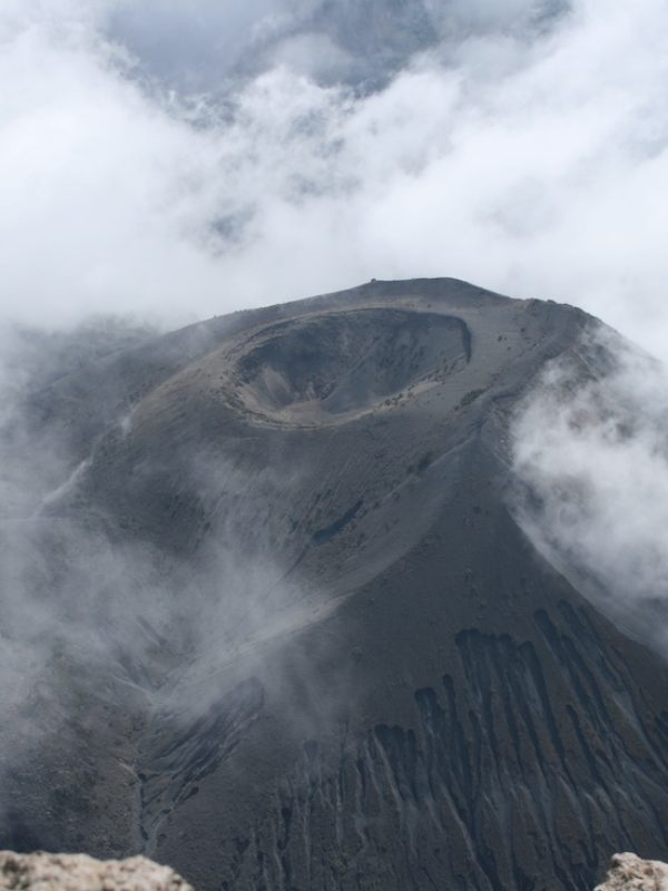 Tanzania Mere trekking